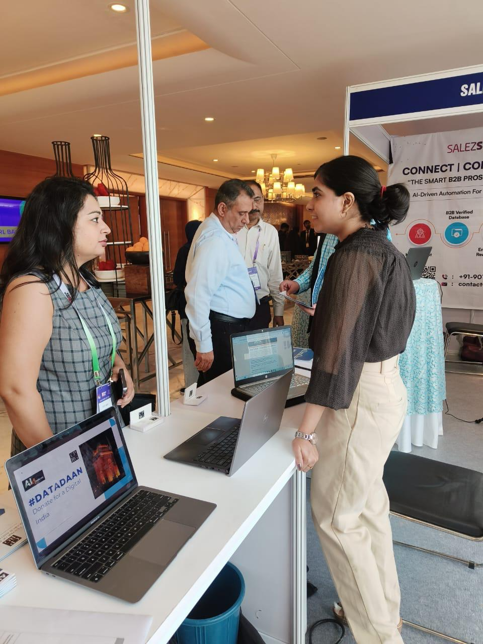 People discussing project